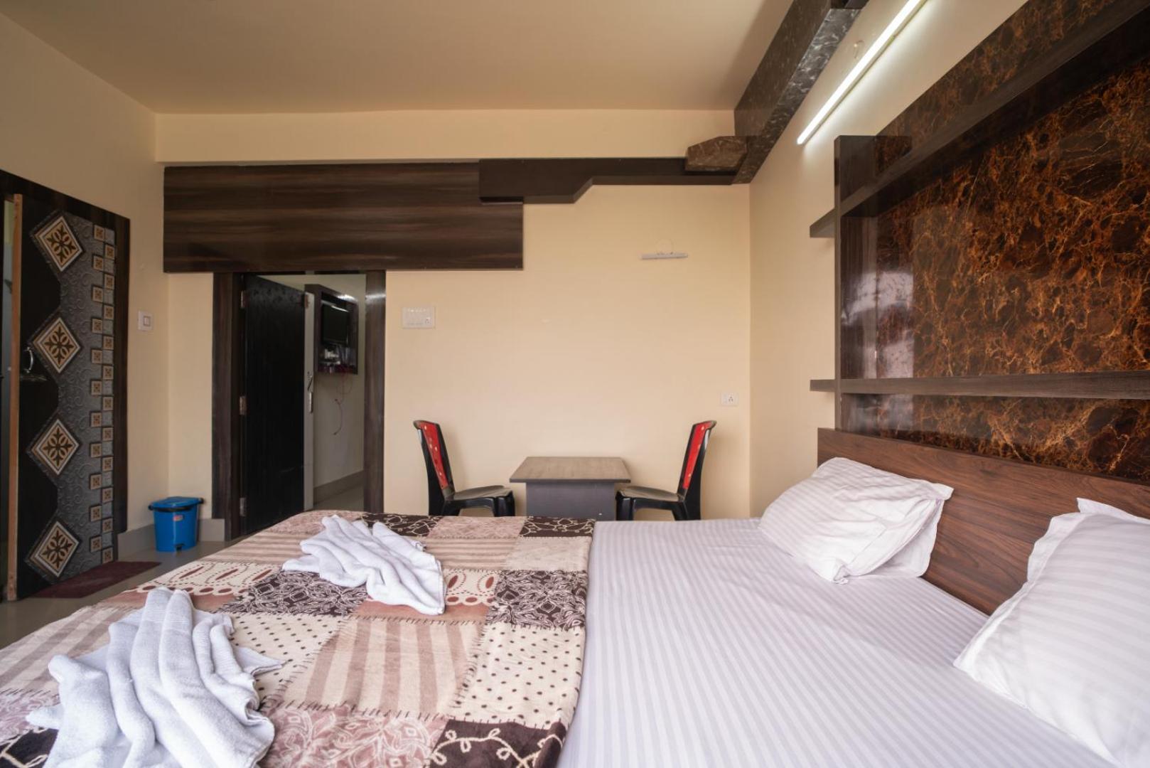 Hotel Nilkantha Мандармани Экстерьер фото